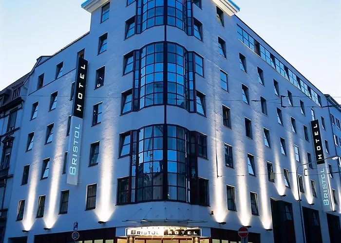 Bristol - Frankfurt City Centre - CentralAlbergo